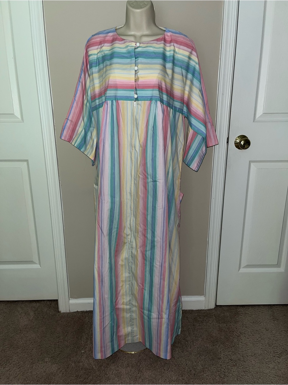 Chiha Vintage 70s 80s nightgown pastel rainbow dress